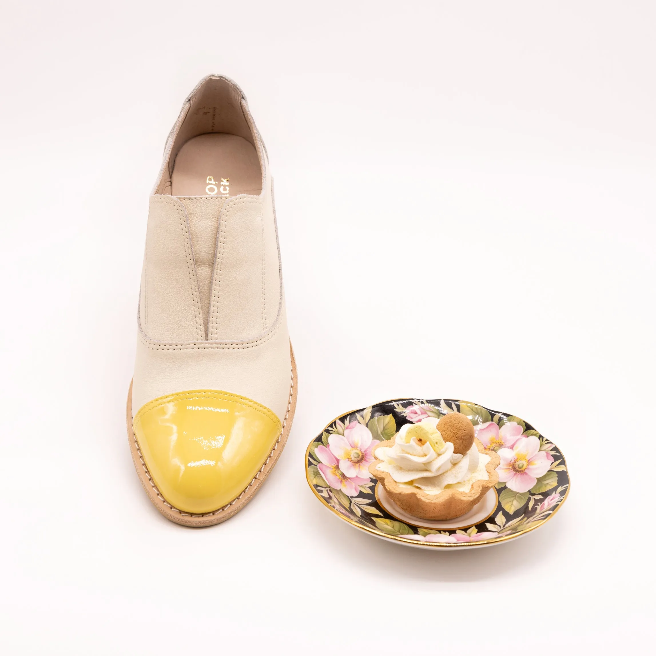 EGG TART White & Yellow Leather Oxfords