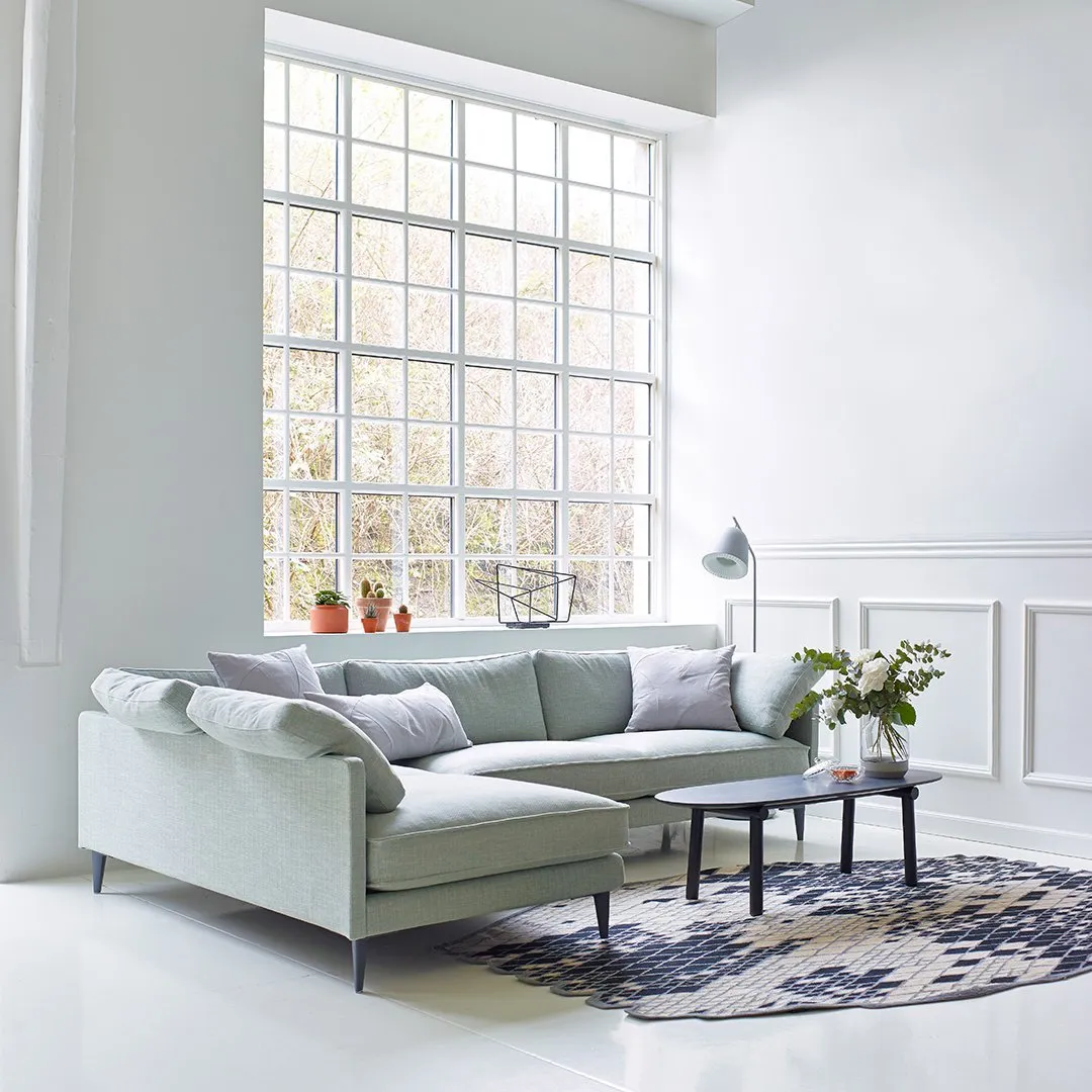 Erik Jørgensen EJ295 Sofa w/ Chaise (94.5" W)