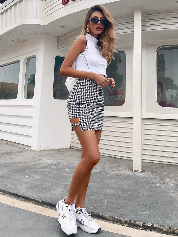 Houndstooth Cut Out Bodycon Mini Skirt in Black and White