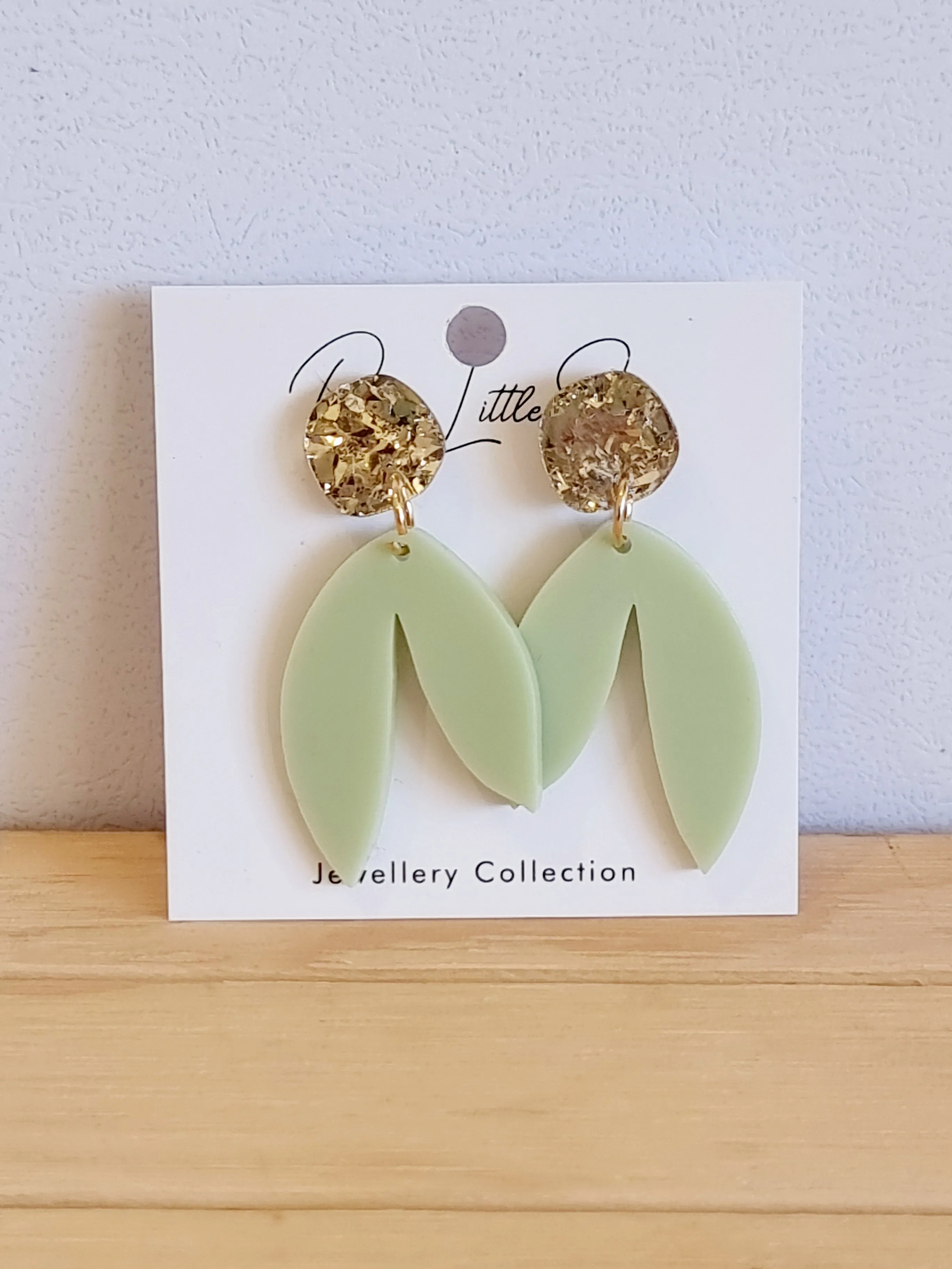 LEAF EARRINGS