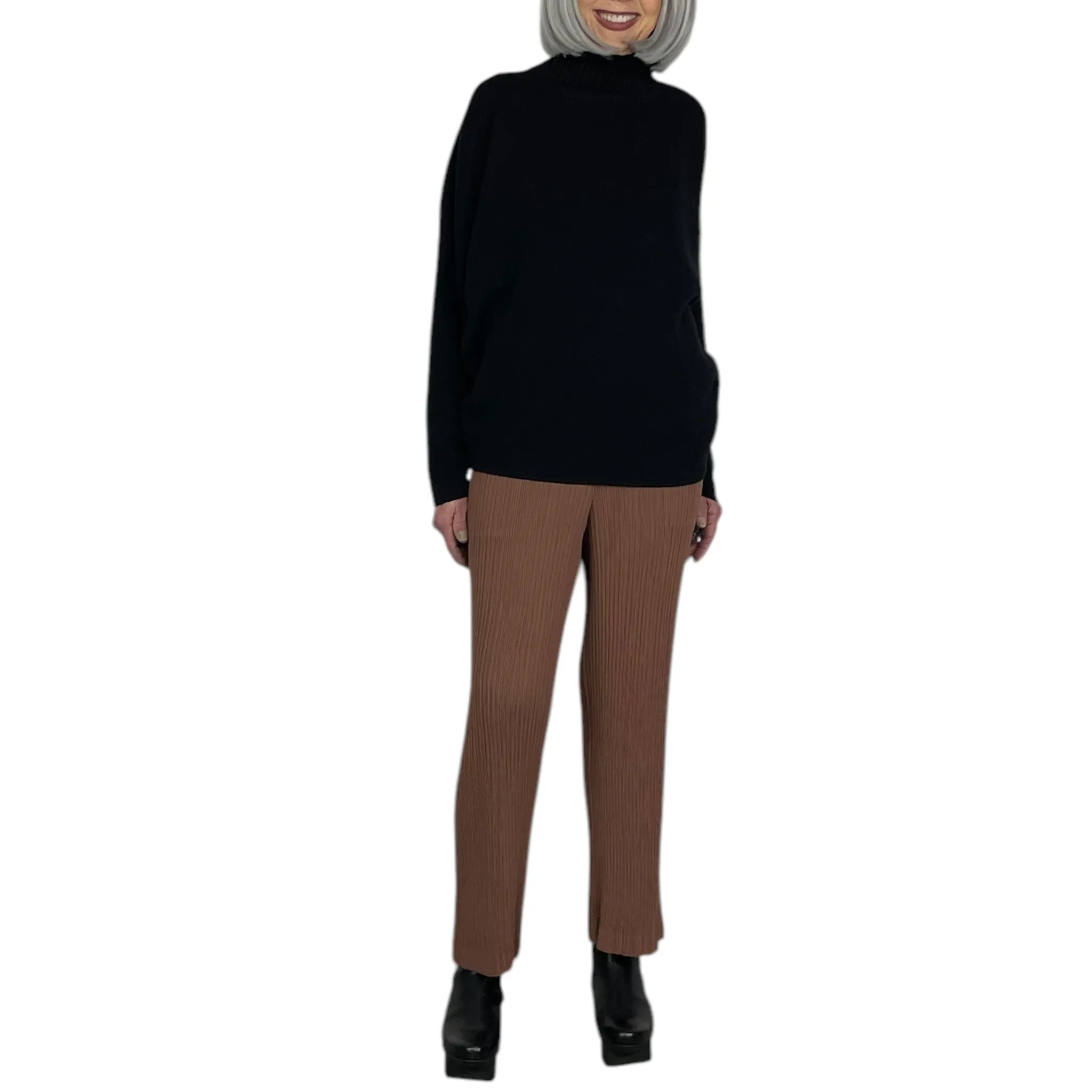STRETCHY WOOL TURTLENECK TOP