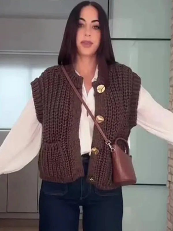 Trendy Chunky Knit Cardigan Vest for Urban Outings