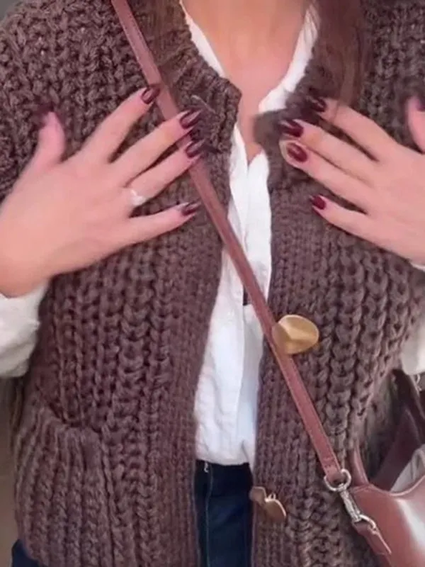Trendy Chunky Knit Cardigan Vest for Urban Outings