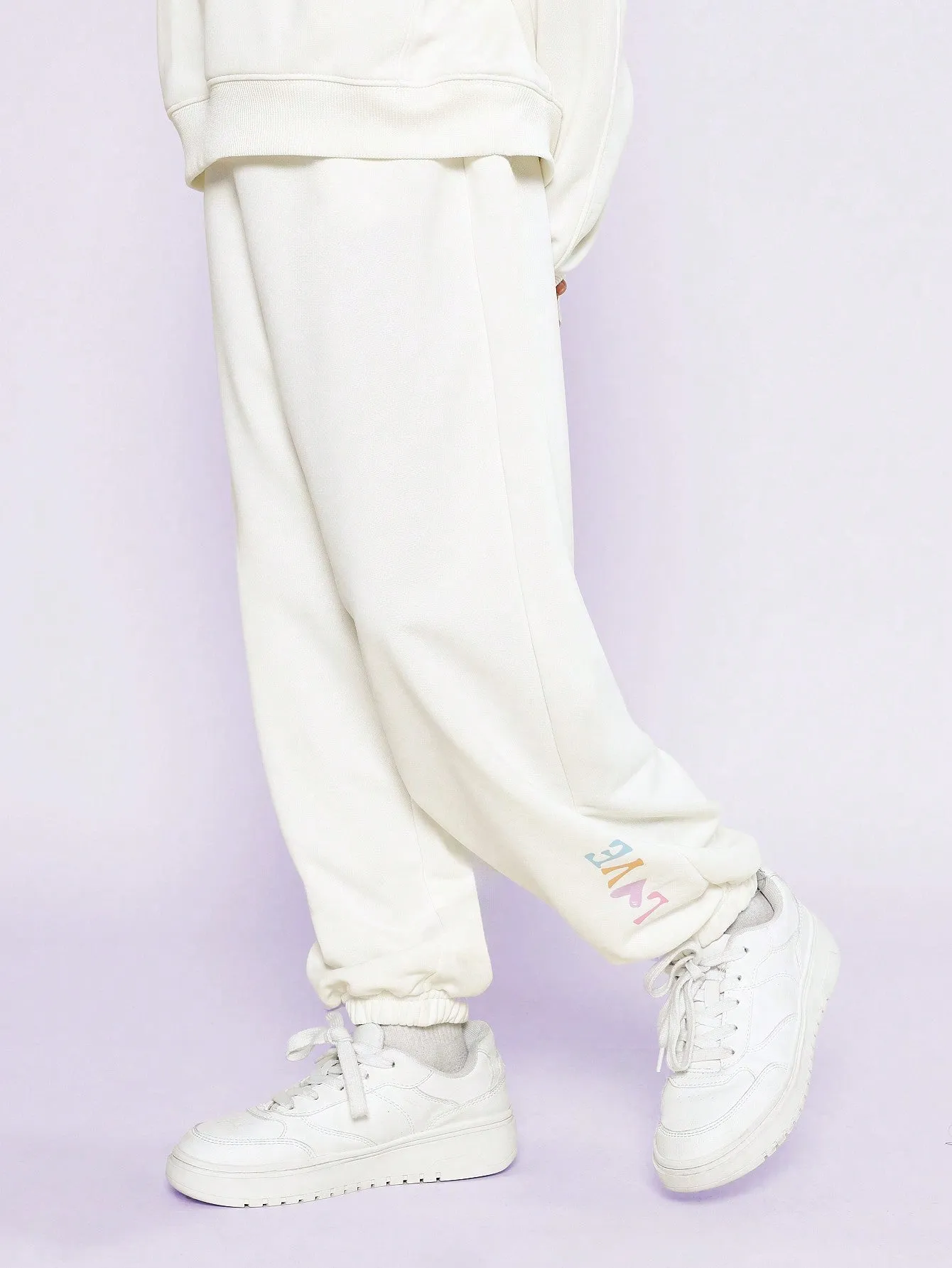 Tween Girls Overhead Cream Hoodie And Jogger With Fun Graphic Print 2 Piece Set
