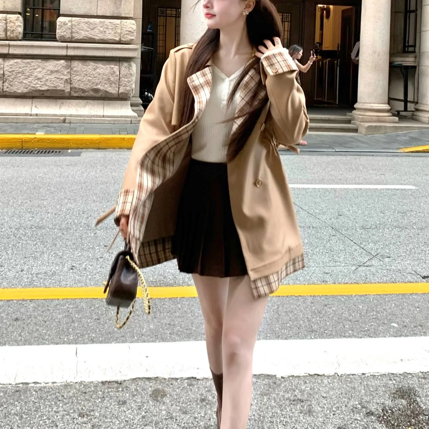 Wjczt 2024 fall fashion trends Maple Candy Girl Khaki Trench Coat Female 2024 Autumn Plaid Stitching Coat Small Versatile Mid-Length Trench Coat